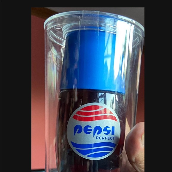 Pepsi Perfect | Back to the Future Limited Bottle Release | Authentic - Picture 4 of 5